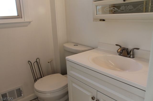 31 E Hanover Ave, Morris Twp., NJ 07950