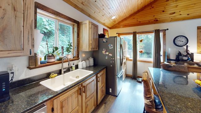 2555 Junaluska Road, Andrews, NC 28901