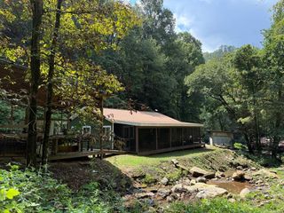 2555 Junaluska Road, Andrews, NC 28901