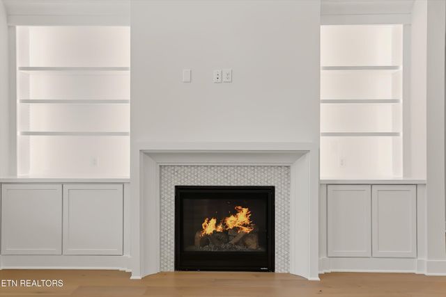 8167 Nubbin Ridge Rd, Knoxville, TN 37919