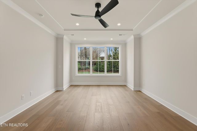 8167 Nubbin Ridge Rd, Knoxville, TN 37919