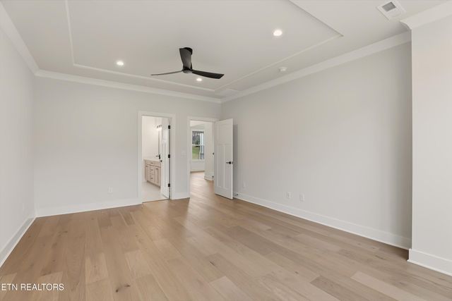 8167 Nubbin Ridge Rd, Knoxville, TN 37919