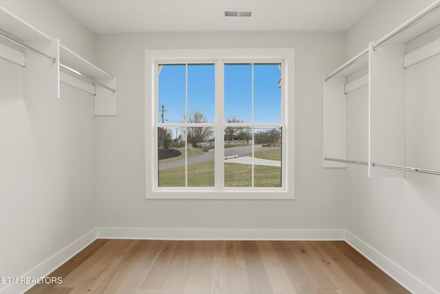 8167 Nubbin Ridge Rd, Knoxville, TN 37919