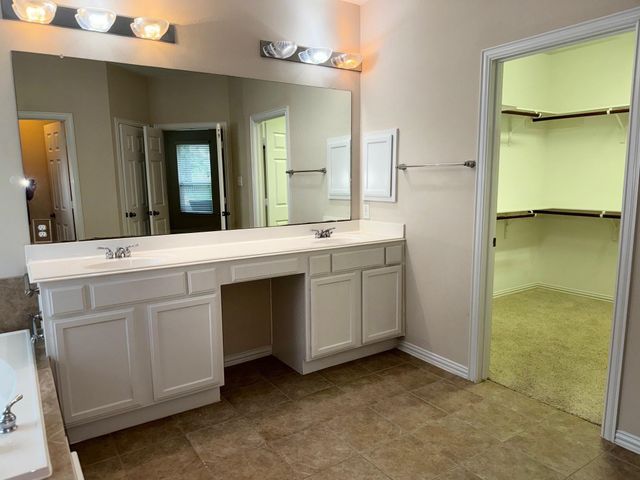 1618 Beau Rivage, Conroe, TX 77304