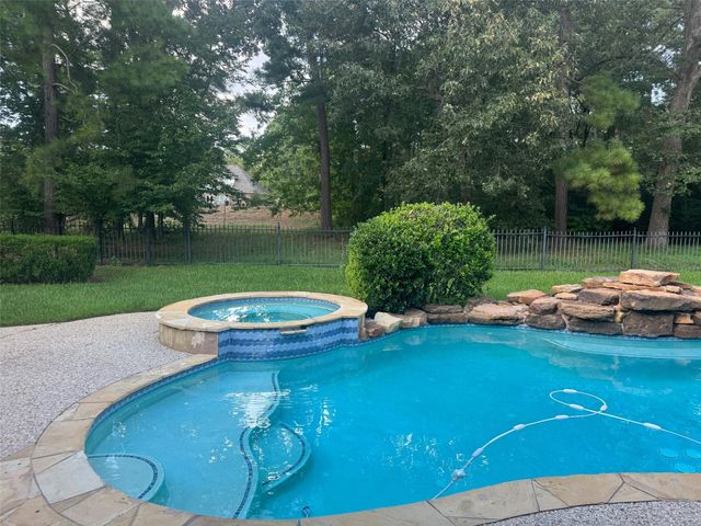 1618 Beau Rivage, Conroe, TX 77304