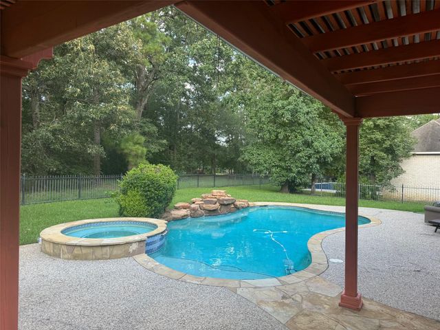 1618 Beau Rivage, Conroe, TX 77304