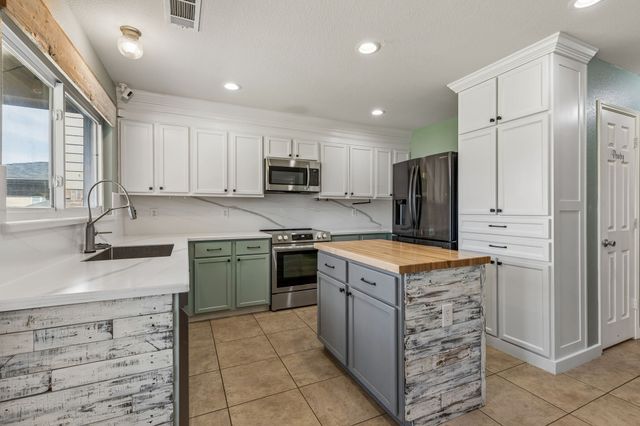 14037 Fontana Road, Fort Worth, TX 76262