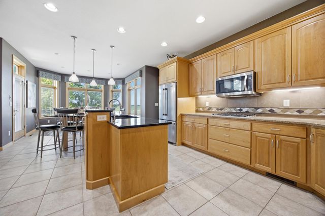 4847 2nd Street SW, Moorhead, MN 56560