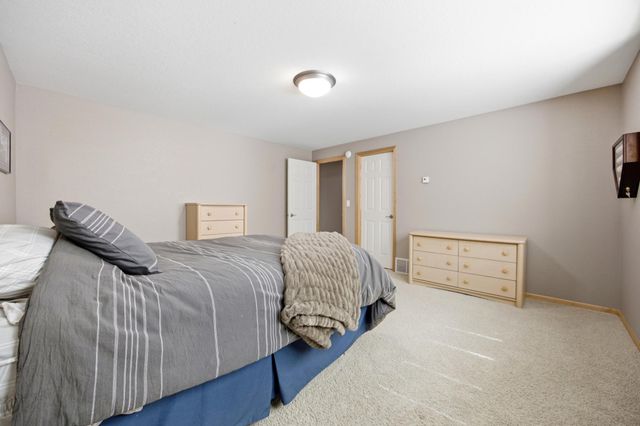 4847 2nd Street SW, Moorhead, MN 56560