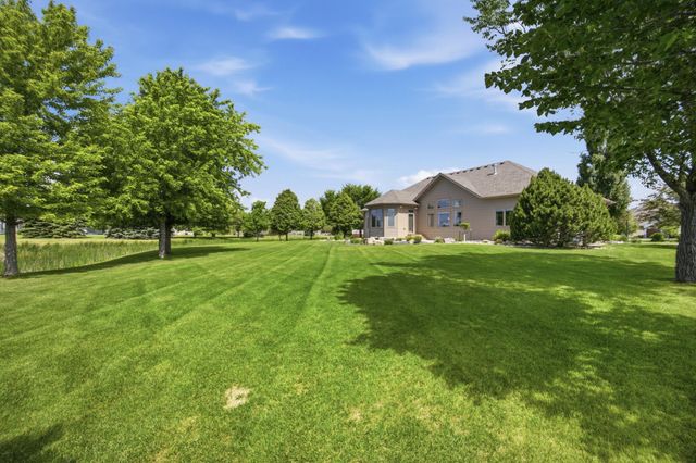 4847 2nd Street SW, Moorhead, MN 56560