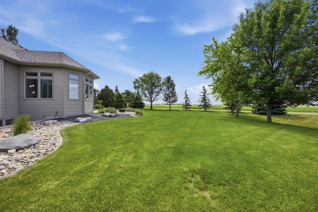 4847 2nd Street SW, Moorhead, MN 56560