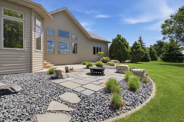 4847 2nd Street SW, Moorhead, MN 56560