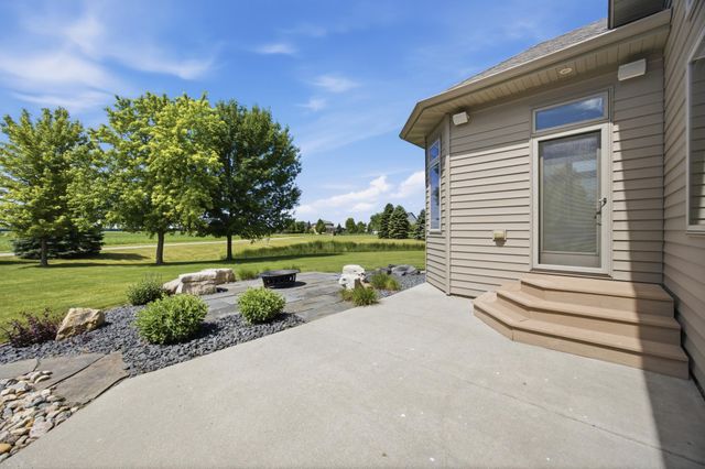 4847 2nd Street SW, Moorhead, MN 56560