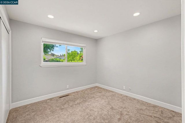 1543 American Beauty Dr, Concord, CA 94521
