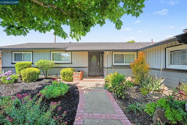 1543 American Beauty Dr, Concord, CA 94521