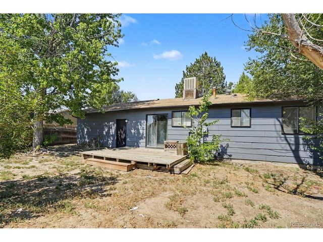 3034 S Laredo Cir, Aurora, CO 80013