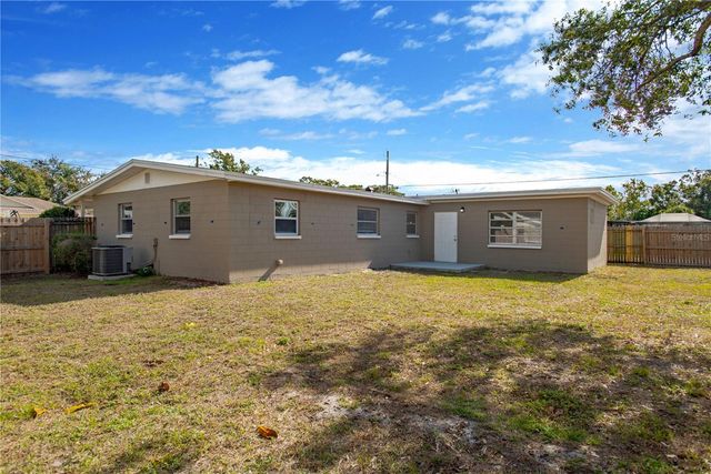 6313 S CLARK AVENUE, Tampa, FL 33616