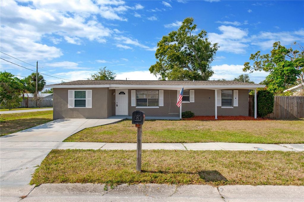 6313 S CLARK AVENUE, Tampa, FL 33616
