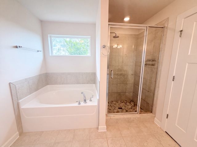 8052 Brockman Ln, Nashville, TN 37211