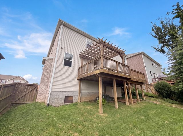 8052 Brockman Ln, Nashville, TN 37211