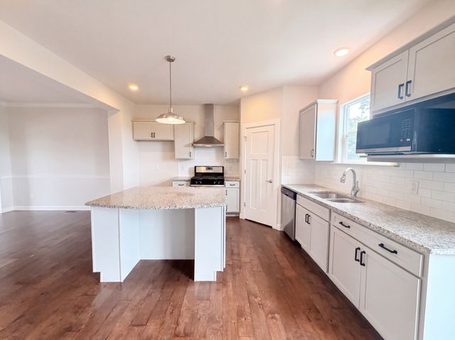 8052 Brockman Ln, Nashville, TN 37211