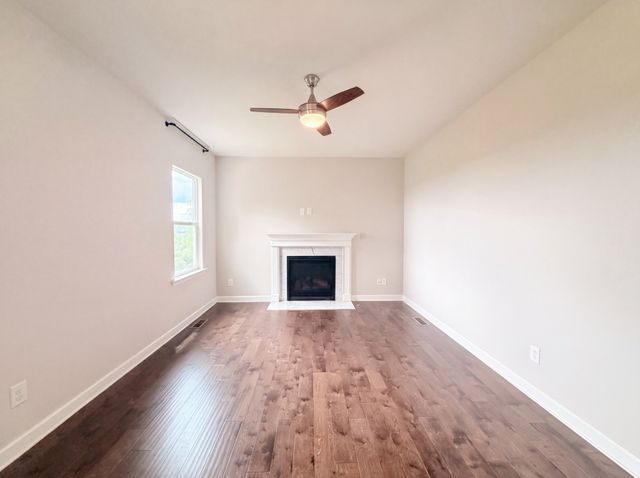 8052 Brockman Ln, Nashville, TN 37211