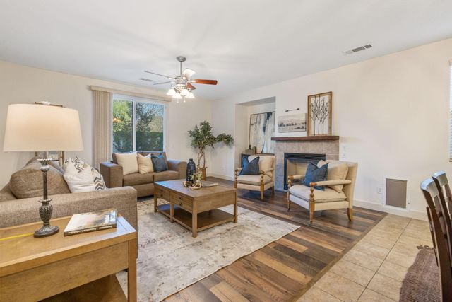 2192 N Weyrich Court, Tulare, CA 93274