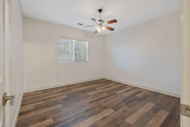 2192 N Weyrich Court, Tulare, CA 93274