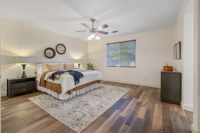 2192 N Weyrich Court, Tulare, CA 93274