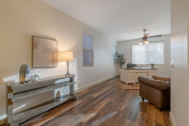 2192 N Weyrich Court, Tulare, CA 93274