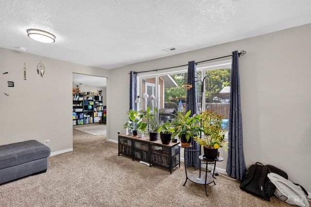 2805 W Moore St, Boise, ID 83702