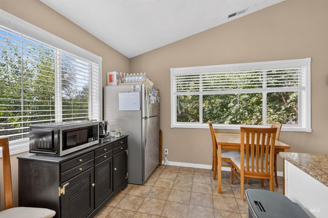 2805 W Moore St, Boise, ID 83702