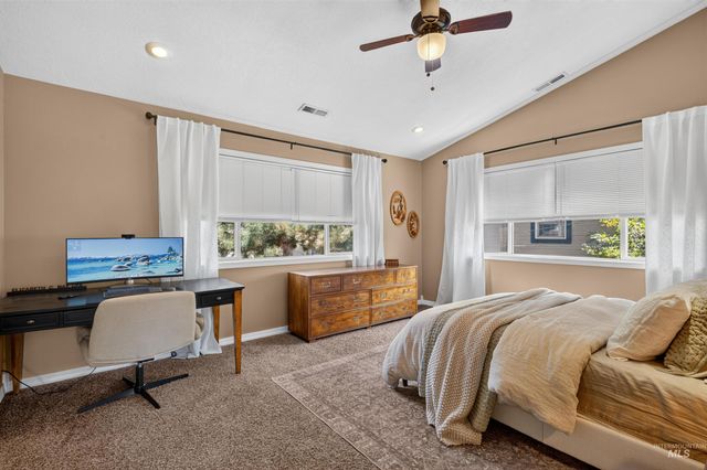 2805 W Moore St, Boise, ID 83702