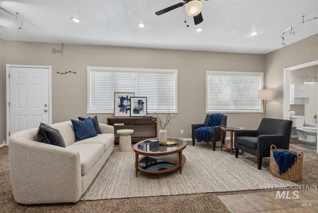 2805 W Moore St, Boise, ID 83702
