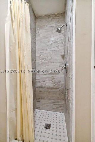 890 NW 65th Ave, Plantation, FL 33317