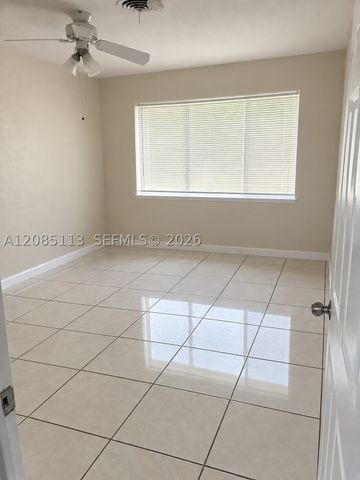 890 NW 65th Ave, Plantation, FL 33317