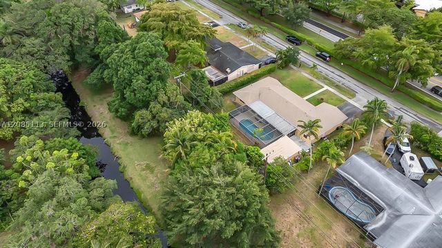 890 NW 65th Ave, Plantation, FL 33317