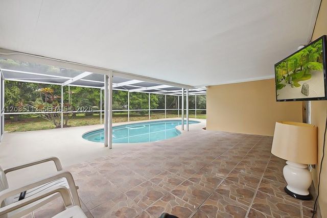 890 NW 65th Ave, Plantation, FL 33317