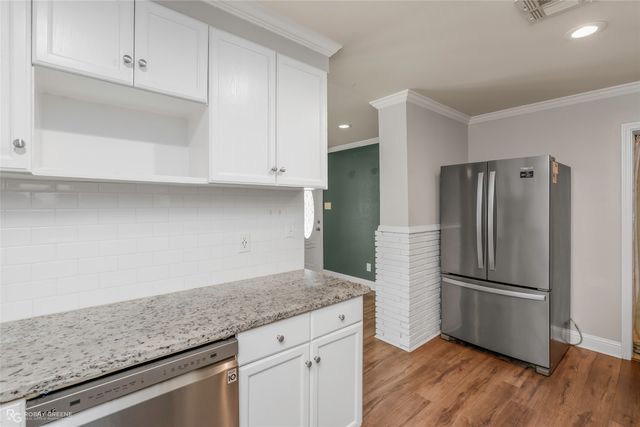 1328 Mark Avenue, Bossier City, LA 71112