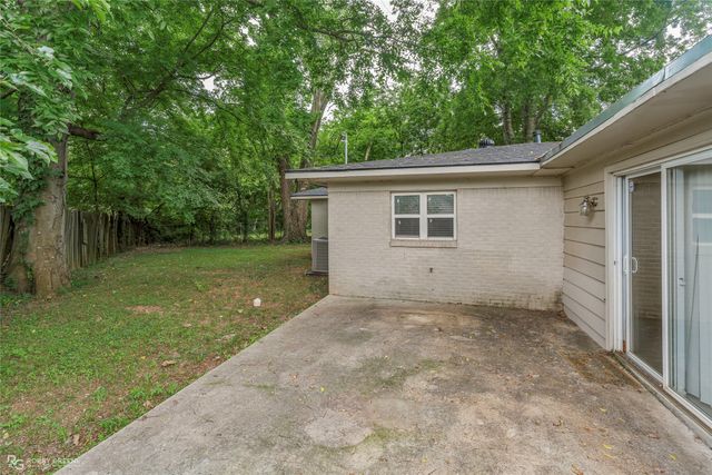 1328 Mark Avenue, Bossier City, LA 71112