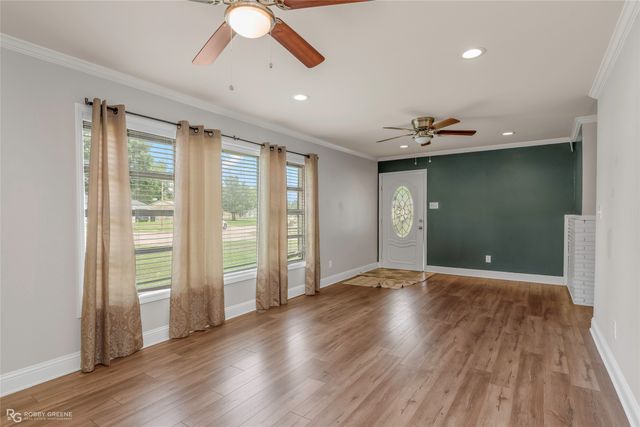 1328 Mark Avenue, Bossier City, LA 71112
