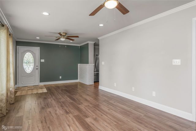 1328 Mark Avenue, Bossier City, LA 71112