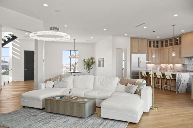 4610 Sunset Circle, Sugar Land, TX 77479