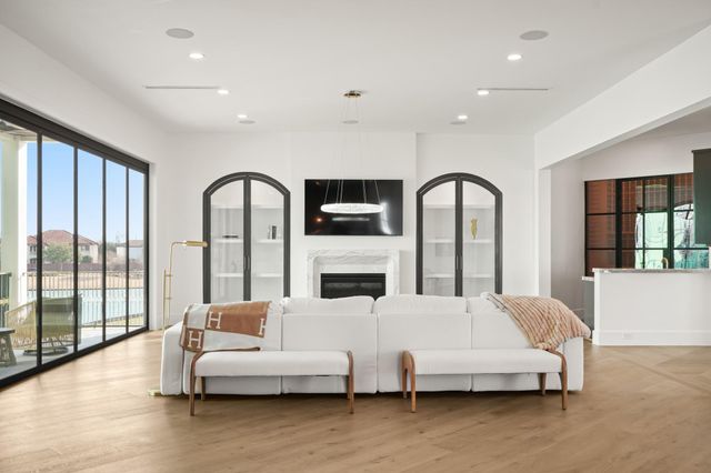 4610 Sunset Circle, Sugar Land, TX 77479