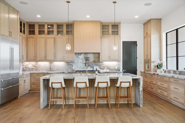 4610 Sunset Circle, Sugar Land, TX 77479