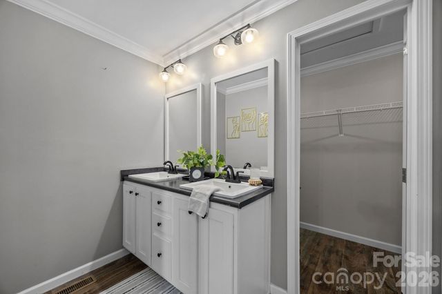 94 Leopard Drive, Waynesville, NC 28786