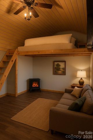 94 Leopard Drive, Waynesville, NC 28786