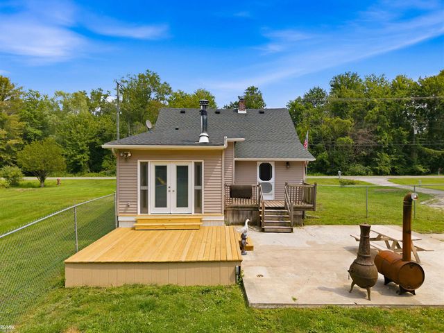 8938 Marsh Road, Clay, MI 48001