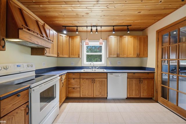 8938 Marsh Road, Clay, MI 48001