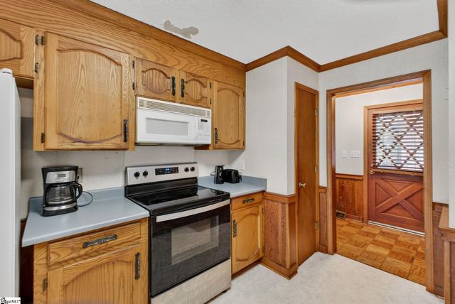 291 Dean Road, Greer, SC 29651